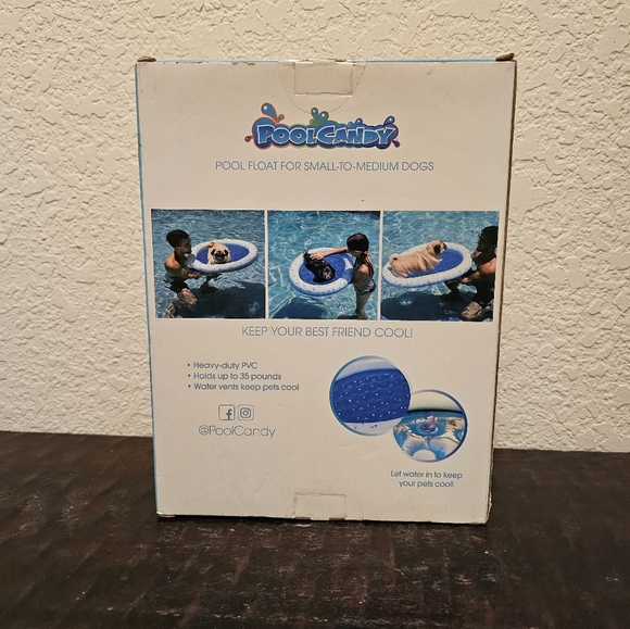New PoolCandy Inflatable Pet Float - Picture 4 of 4